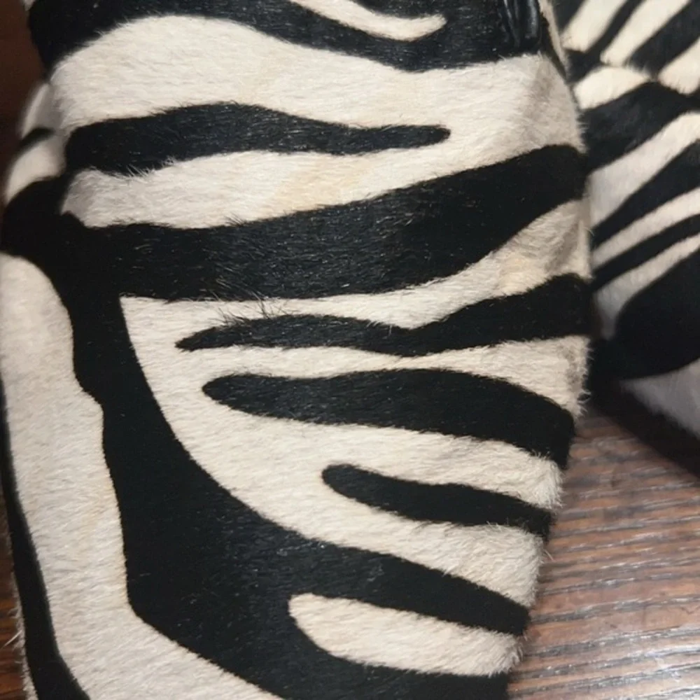 Zara Zebra Print Leather Slip On Loafers Womens Size 40EU/9.5US